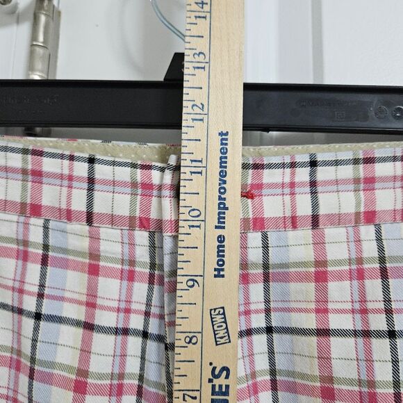 Dockers Woman Bermuda Shorts Women's 20W (38x10) Multicolor Plaid Pockets Casual - Picture 6 of 9